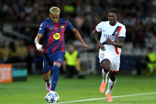 Spectacol total în Liga Campionilor! PSG a dat lovitura în prelungiri cu Barcelona, echipa lui Dennis Man, remiză în Germania