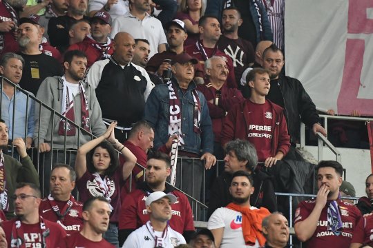 A lucrat ”call center”, acum e milionar și finanțator în SuperLiga: ”Așa am făcut primul milion”