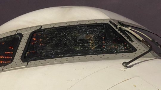 Moment de panică la bordul avionului care transporta jucătorii unei naționale! A fost forțat să aterizeze