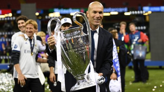 Legendarul Zinedine Zidane ar putea deveni ”inamicul” lui Cristi Chivu în Serie A: ”Cu siguranță mă voi întoarce!”