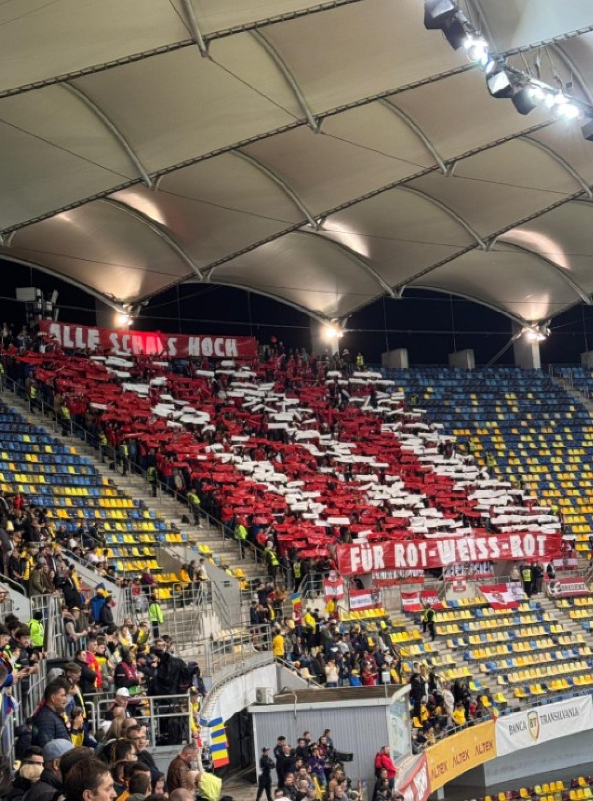 Scenografia fanilor austrieci pe Arena Națională