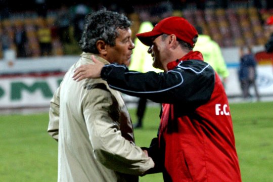 Un antrenor român important ar fi pregătit jucătorii doar ”când avea chef” la Dinamo! Fostul oficial acuză: ”Își dă interesul numai când are meci important”