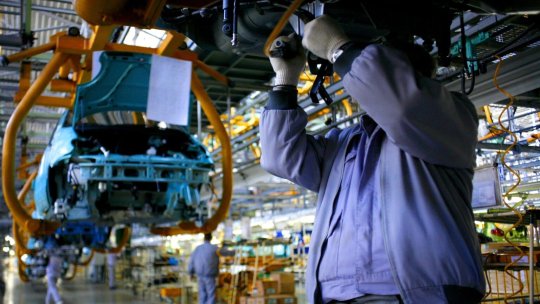 Europa auto sub presiune. Până la opt uzine ar putea dispărea în următorii ani