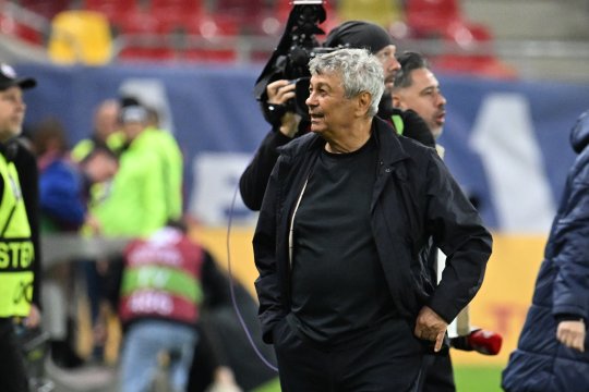 Mircea Lucescu a intrat în vestiar după euforia din final și le-a vorbit jucătorilor. Mesajul special transmis de selecționer