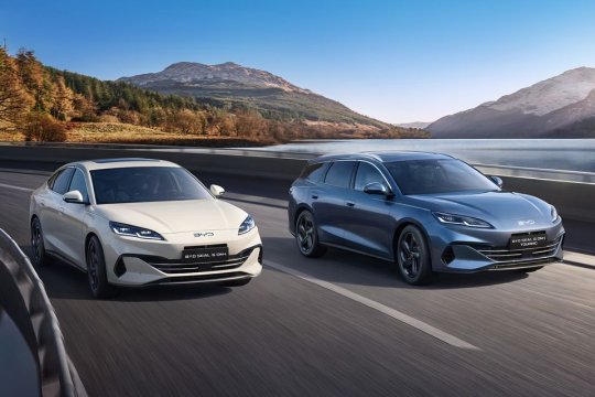 BYD a lansat în România noile Seal 5 DM-i și Seal 6 DM-i: tehnologie hibridă inteligentă și autonomie impresionantă. Care sunt prețurile