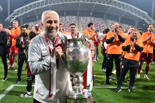 "Nici pentru 10 milioane de euro!" Cele cinci oferte "cu hârtiile pe masă" primite de Dan Pestrescu după despărțirea de CFR Cluj