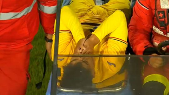 Alexandru Musi, scos pe targă la România U21-Cipru U21. Agresorul a scăpat doar cu ”galben”
