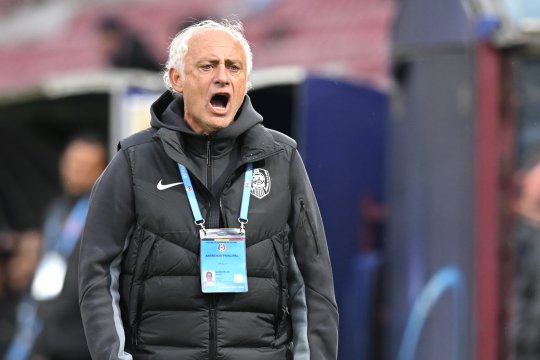 Mandorlini a criticat arbitrajul și a lansat ”săgeți” în direcția lui Dan Petrescu după remiza CFR-ului: ”Aveam problema asta și înainte să ajung!”