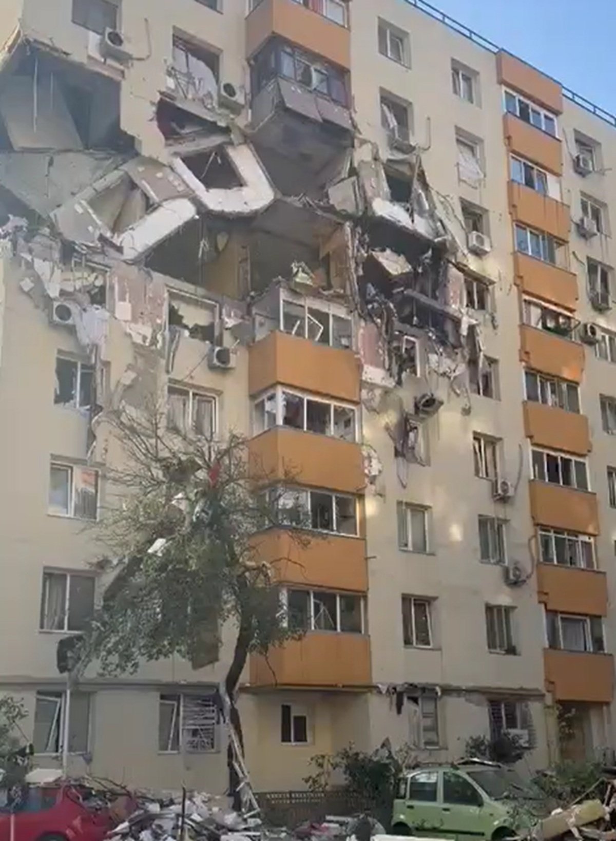 O explozie a zguduit cartierul Rahova din București