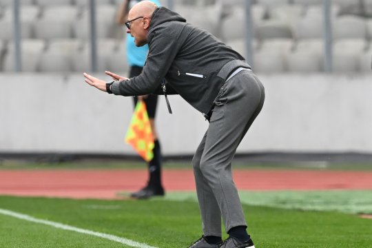 Antrenorul revelației din SuperLigă, discurs rezervat după ce echipa sa a mai făcut o victimă în campionat: "Va trebui să găsim aceleași resurse"