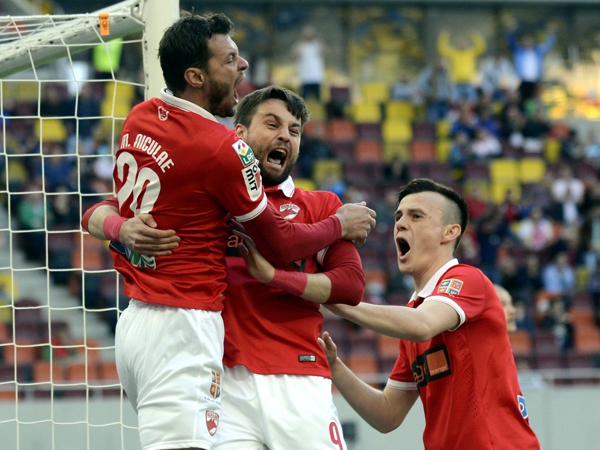 Dinamoviștii, la ultima victorie în fața Rapidului, scor 2-0