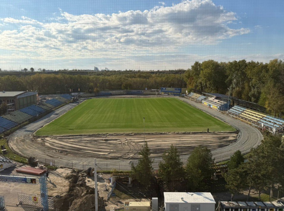 Stadionul din Slobozia are o capacitate de 6000 de locuri