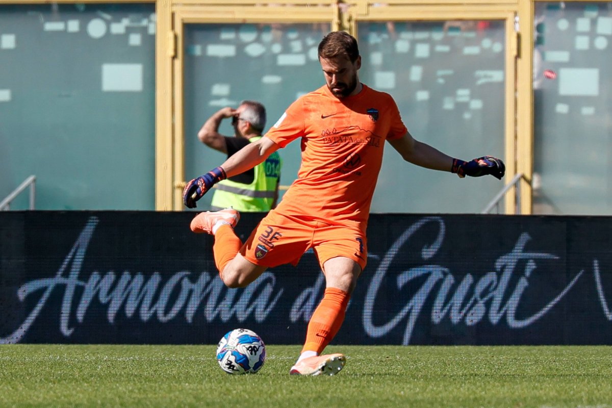 Alessandro Micai evoluase doar în Italia, până la transferul la CFR Cluj