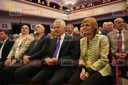 Ladislau Boloni, extrem de emoționat: ”Nu știu dacă merit atât de multă căldură” / ”Mama are 101 ani și încă își iubește și ocrotește copiii cu aceeași ardoare”