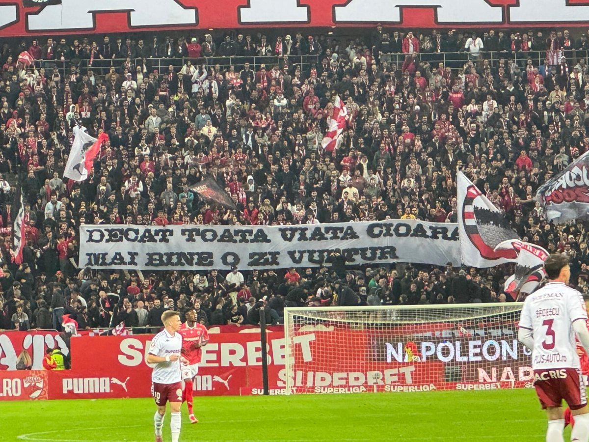LPF reacționează în scandalul legat de bannerele obscene de la Dinamo - Rapid: ”Responsabilitatea legală le revine”