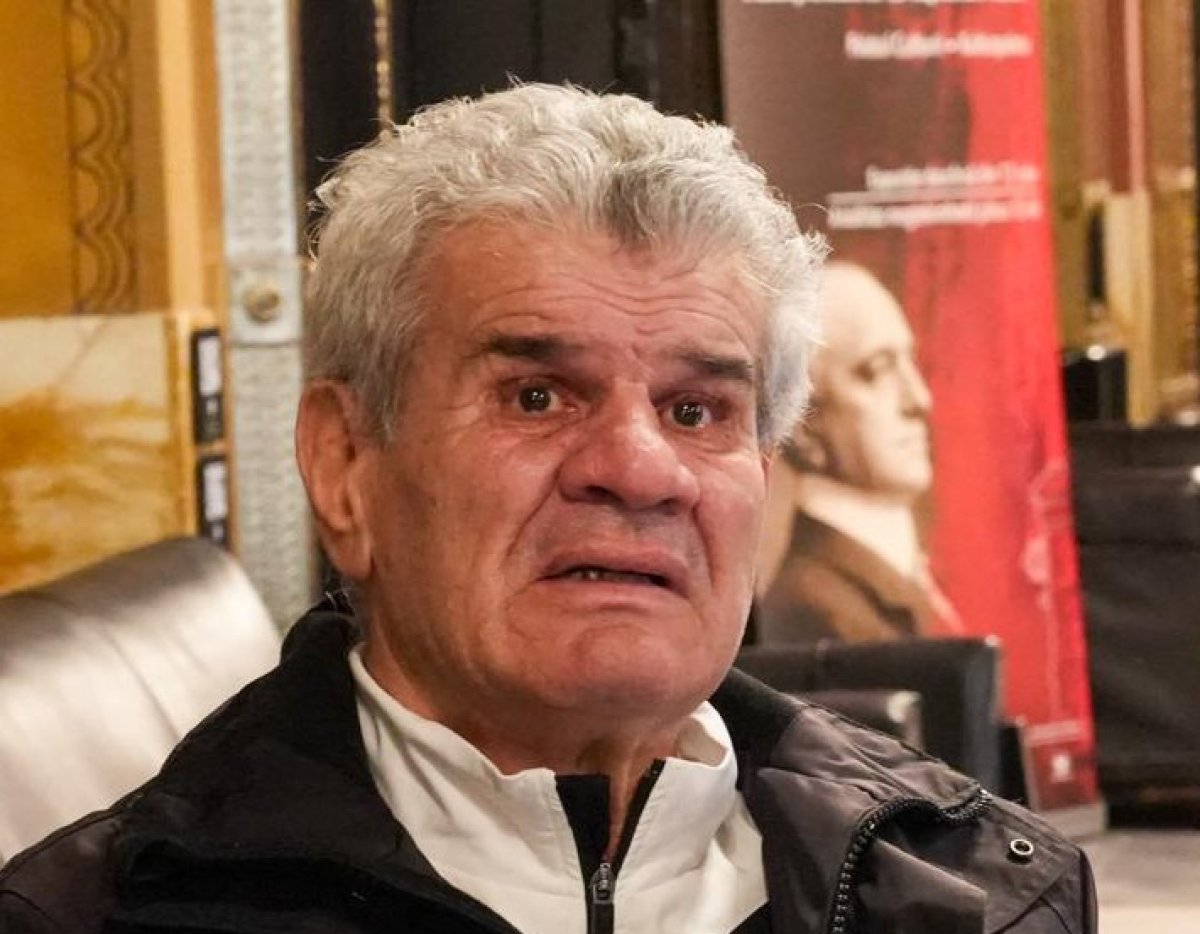 Ochii triști ai marelui Gyuszi