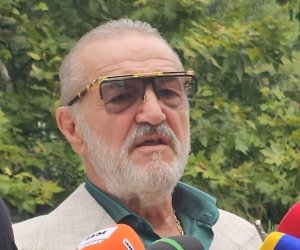 Suma pe care MApN i-a cerut-o lui Gigi Becali pentru a-i vinde Steaua București