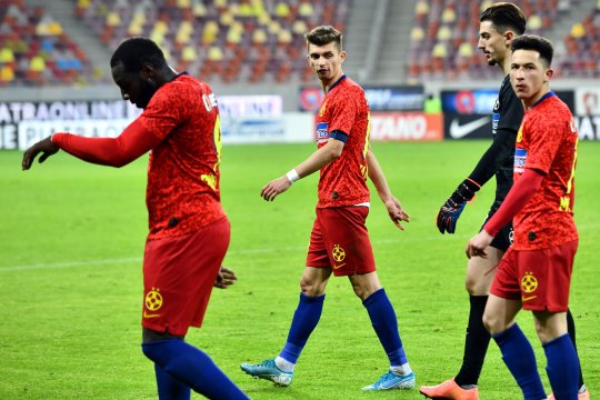 Apariție surpriză la antrenamentul lui FCSB! Ce fost jucător al campioanei a venit să-i încurajeze pe bucureșteni înaintea duelului cu Bologna