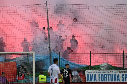 Fostul antrenor de la FCSB, înșelat de clubul din România: ”Nu m-au plătit decât o lună, fac plângere penală. Eu alergam să le aduc mâncare la jucători”