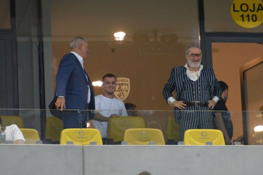 Gigi Becali s-a răzgândit! Decizia surprinzătoare luată la pauza meciului cu Bologna