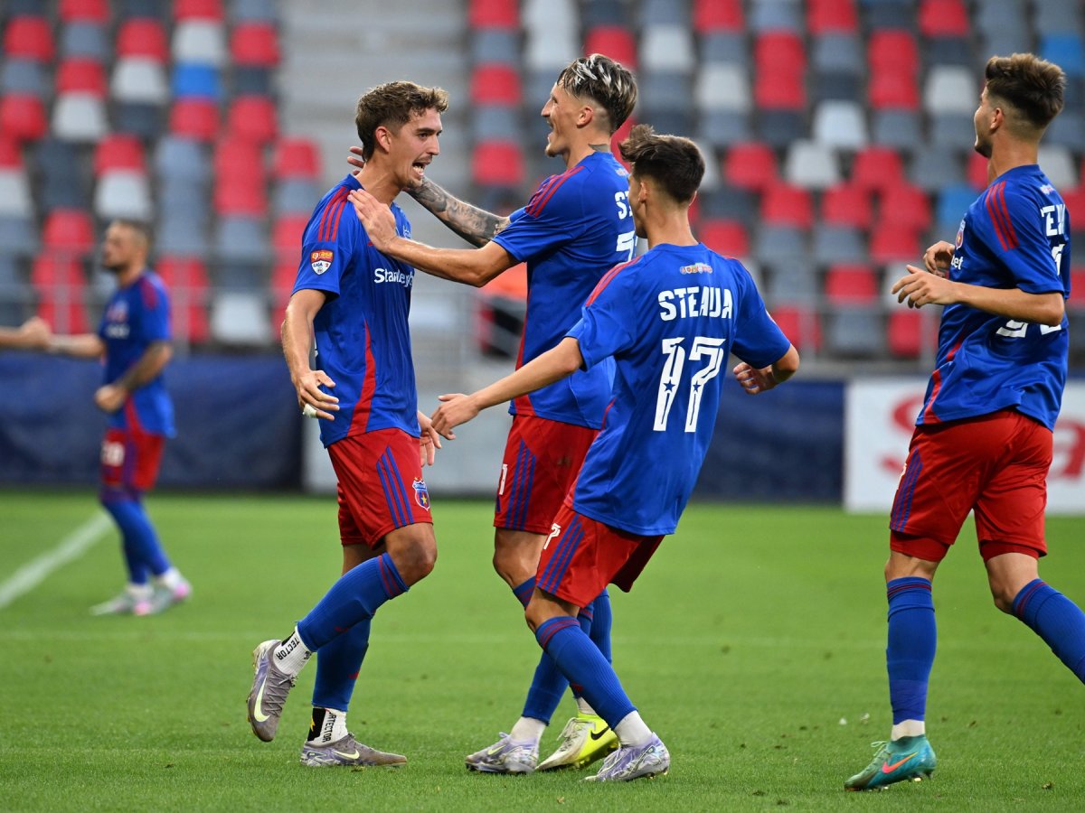 Ianis Doană a purtat tricoul cu numărul 17 la Steaua