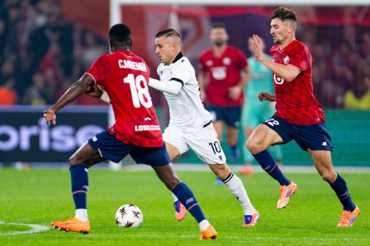 Victorie nebună pentru Răzvan Lucescu! PAOK o conducea 3-0 la pauză pe Lille, dar a câștigat după ce VAR a salvat-o în prelungiri: ”Dumnezeu te va ajuta”