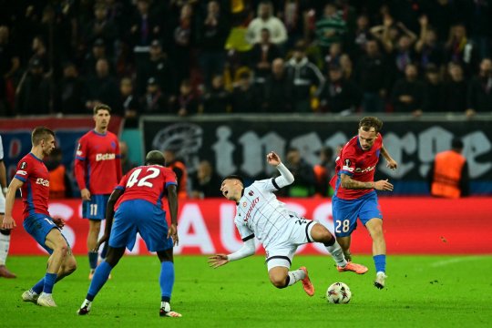 Gigi Becali a ”dinamitat” vestiarul FCSB! Cum i-a întors pe unii jucători împotriva celorlalți: ”Li s-a stricat complet starea de spirit”