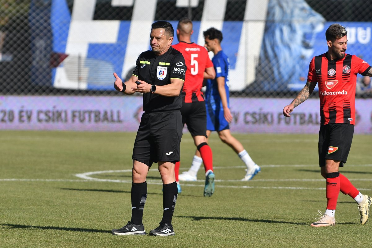 Iulian Dima a fost arbitru VAR la meciul de la Galaţi