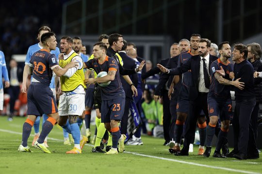 Scandal în toată regula la Napoli - Inter! Italienii au descifrat ce și-au spus Conte și Lautaro. Cum a reacționat Cristi Chivu
