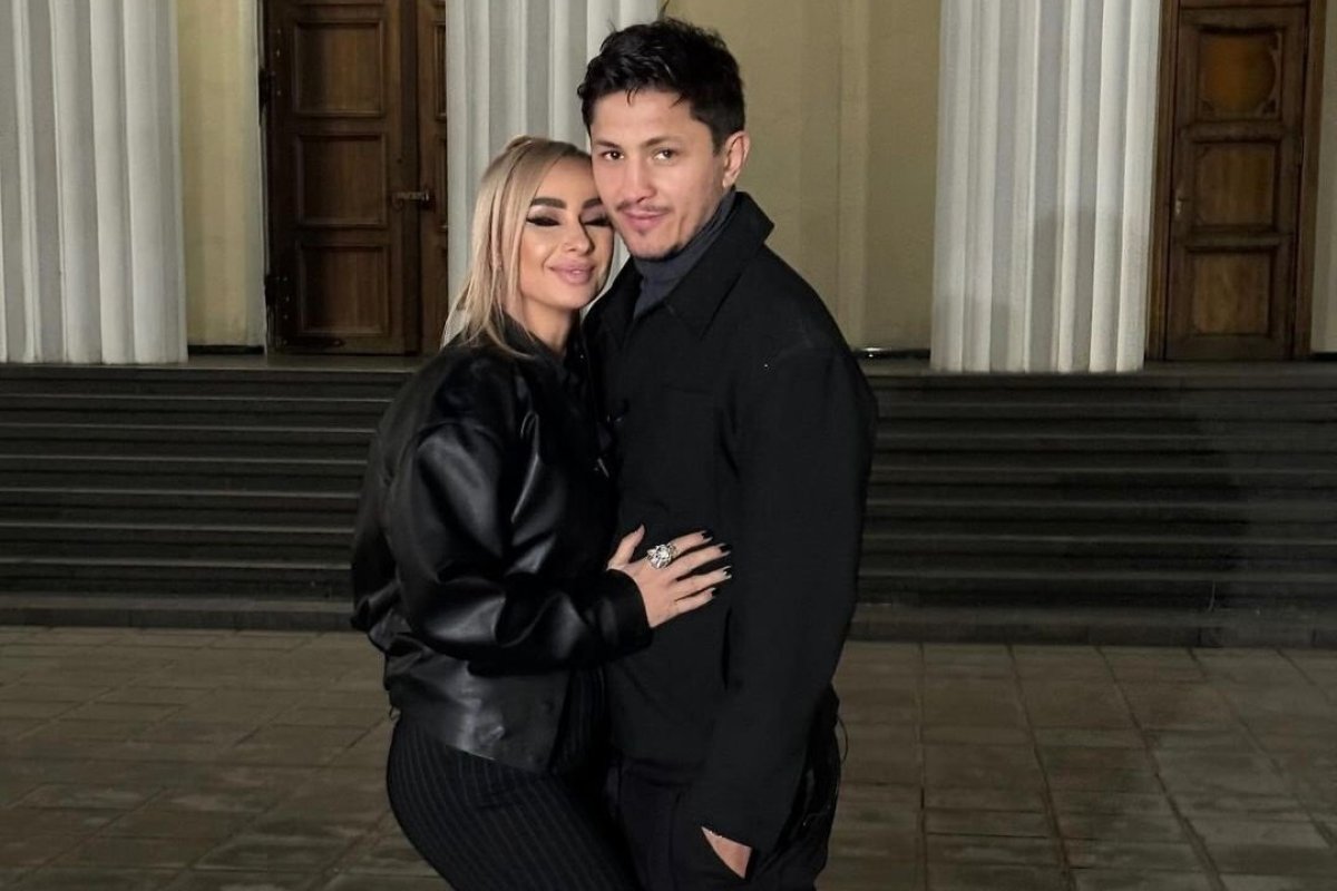 Ronald Gavril este cu 14 ani mai mic decât Anamaria Prodan