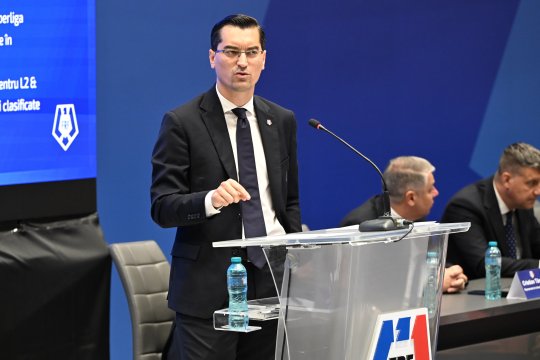 Premieră în fotbalul românesc! Secundul lui Rădoi a determinat-o pe FIFA să amendeze FRF pentru că ”a protejat-o” pe Rapid