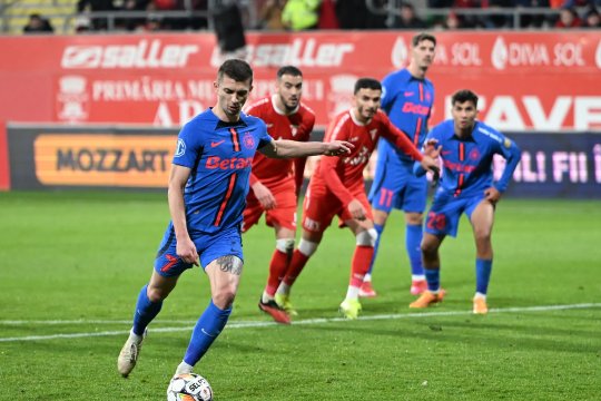 FCSB - UTA Arad, de la ora 20:30, pe iAMsport.ro. Formația lui Adrian Mihalcea, fără victorie din luna august