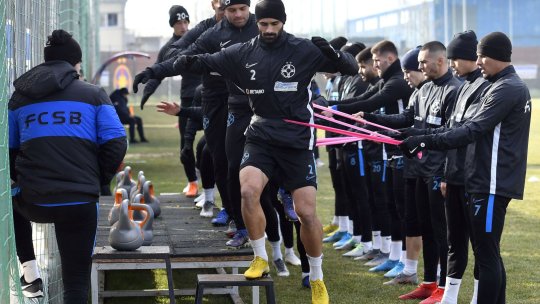 S-a furat un Rolex din vestiarul FCSB! Antrenorul a intervenit pentru a calma situația: ”Mi se pare incredibil”