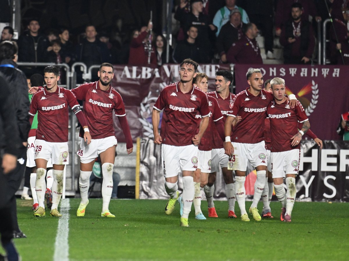 Rapid a urcat pe locul doi, în urma victoriei cu Unirea Slobozia, scor 4-1