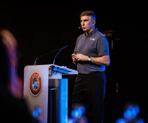 Ionuț Lupescu, atacat de cel mai bun prieten: "Să-l călcăm în picioare!"