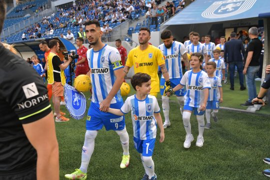 Fostul jucător al Craiovei a intrat pe radarul lui Dinamo! Antrenorul care i-a pregătit pe ”câini” a dezvăluit totul