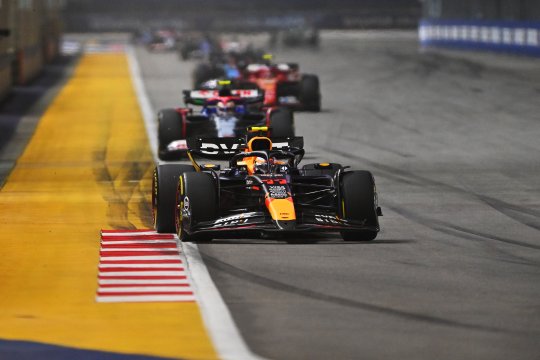 Spectacol la lumina reflectoarelor! Detalii esențiale pentru Formula 1: Singapore