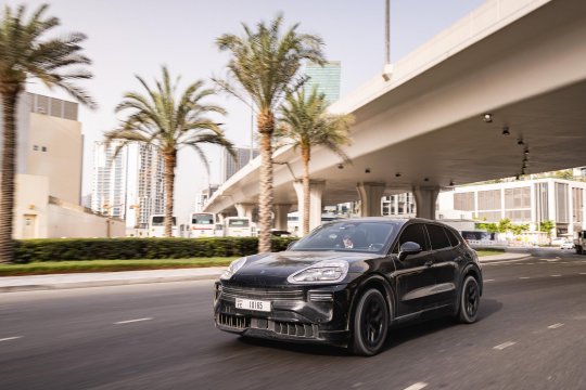 Porsche Cayenne Electric, pas apăsat către viitor