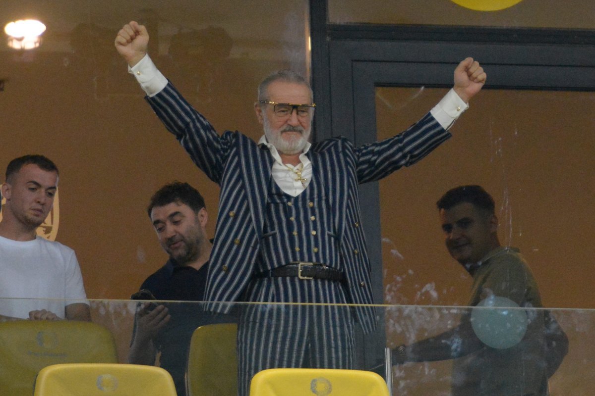 Gigi Becali, finanțatorul celor de la FCSB din anul 2003