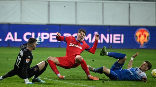 Momente de panică pentru Elias Charalambous! David Miculescu a părăsit terenul accidentat la Bistrița