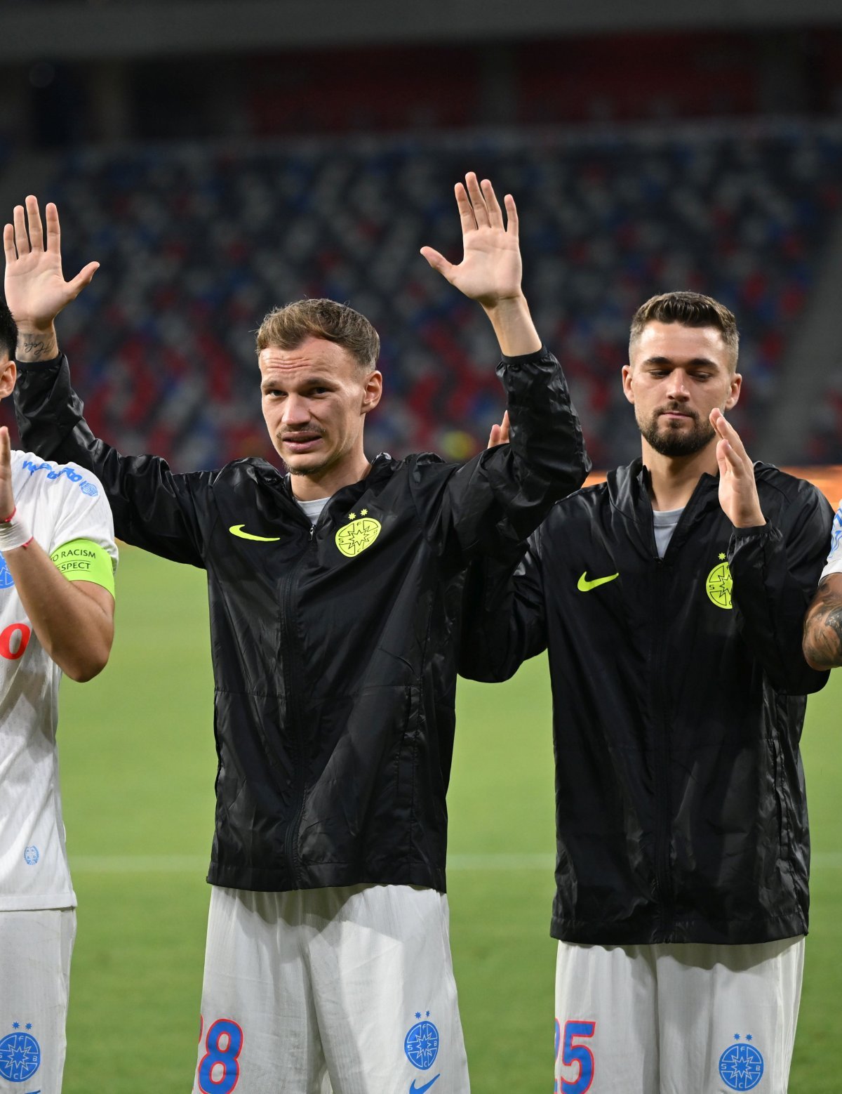 În sezonul 2021/2022 a fost împrumutate de FCSB la Hermannstadt