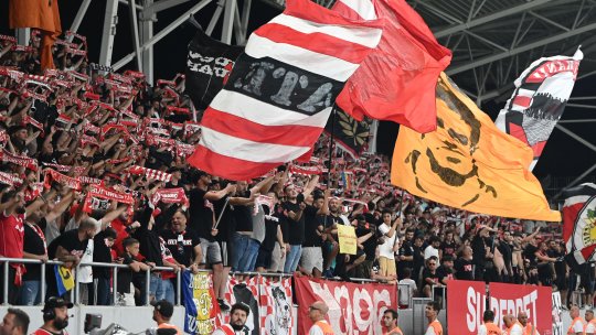 Nu au fost uitați! Omagiul adus de Dinamo la partida de campionat cu CFR