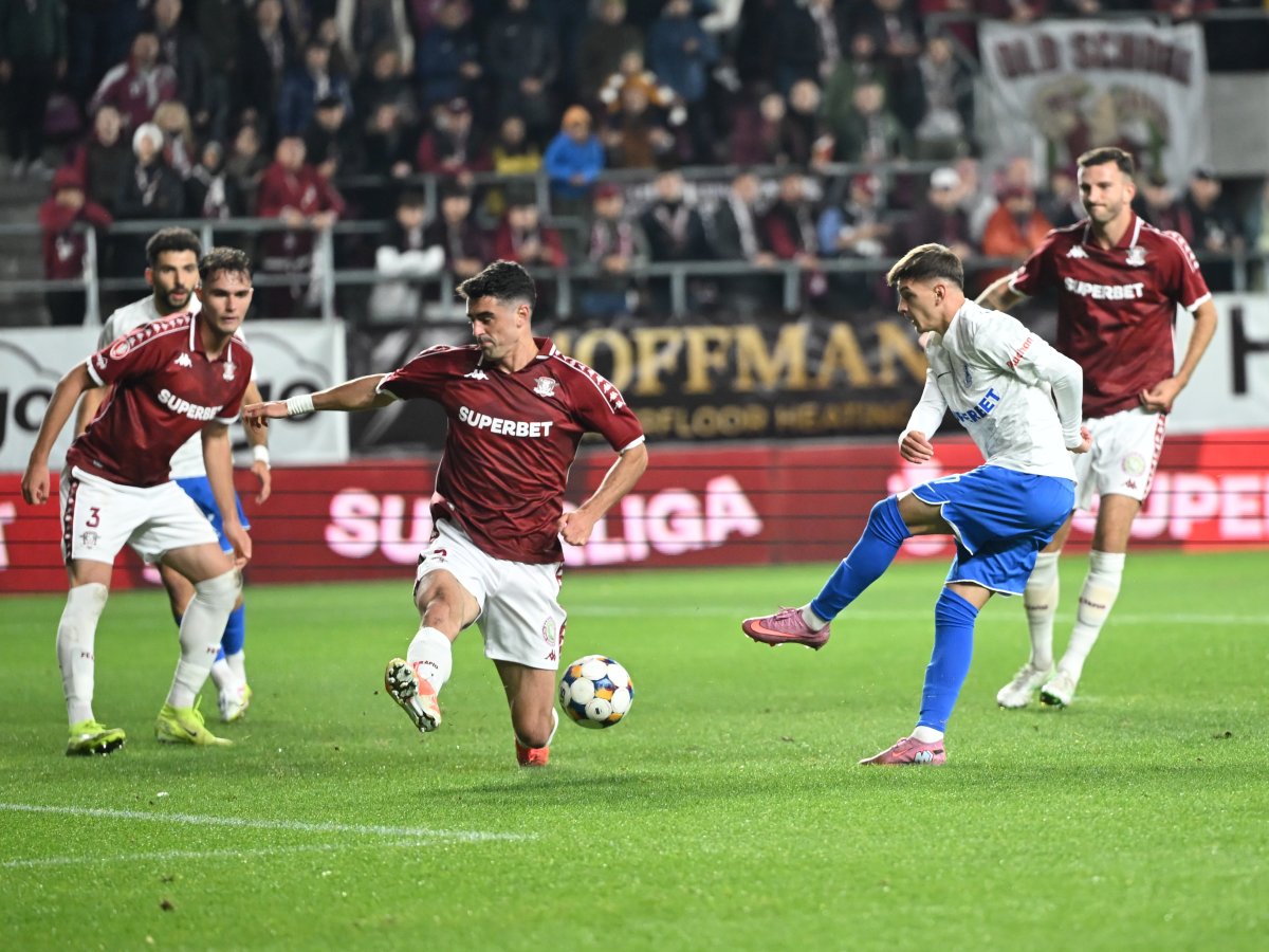 Rapid are 22 de puncte şi Farul, 14, după 11 etape jucate