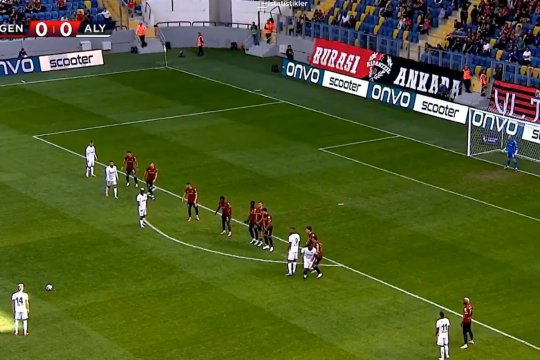 Ianis Hagi a spart gheața în Turcia cu un gol de poveste: a înscris din lovitură liberă în ziua în care i-a fost anunțată convocarea la națională!