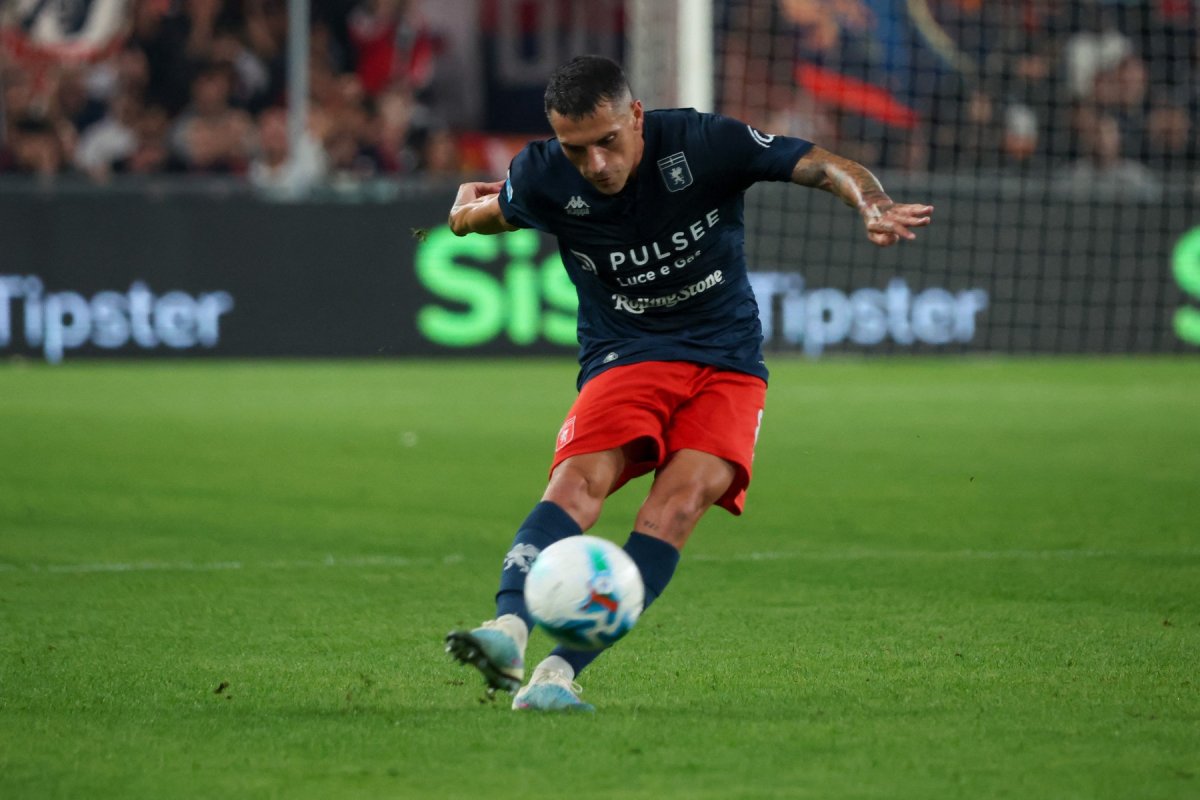 Stanciu nu s-a impus la Genoa