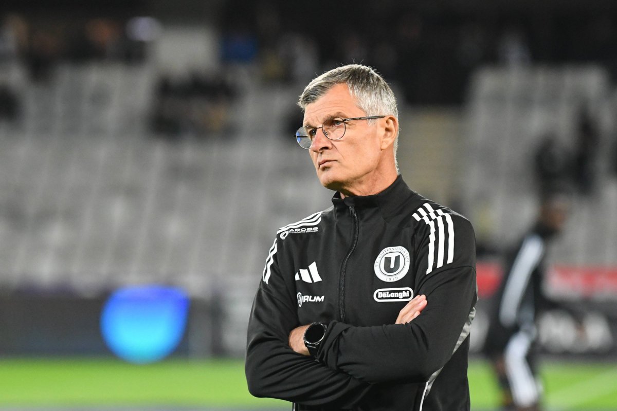 Ioan Ovidiu Sabău este antrenor la U Cluj din 2023