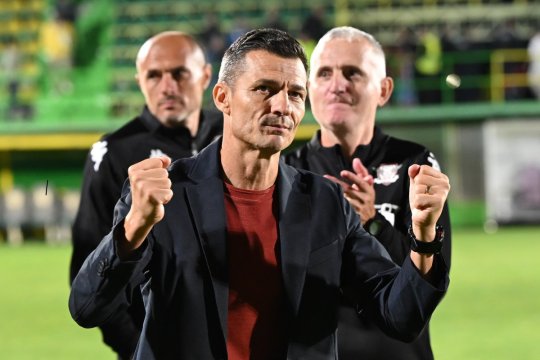 Gâlcă e mulțumit de victoria cu Farul, dar vrea mai mult: ”Îmi doresc să arătăm mai bine”