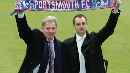Fostul proprietar al lui Leicester City și Portsmouth a încetat din viață. Momentul istoric care va rămâne legat de numele său
