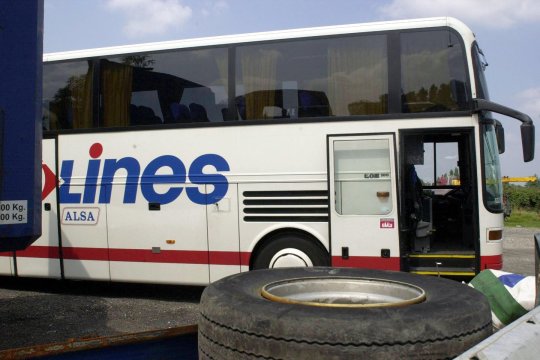 Antrenorul din Liga 1 și-a dat demisia după ce primarul nu a lăsat echipa să plece în cantonament: ”S-a așezat în fața autocarului!”. Două etape rezistase tehnicianul