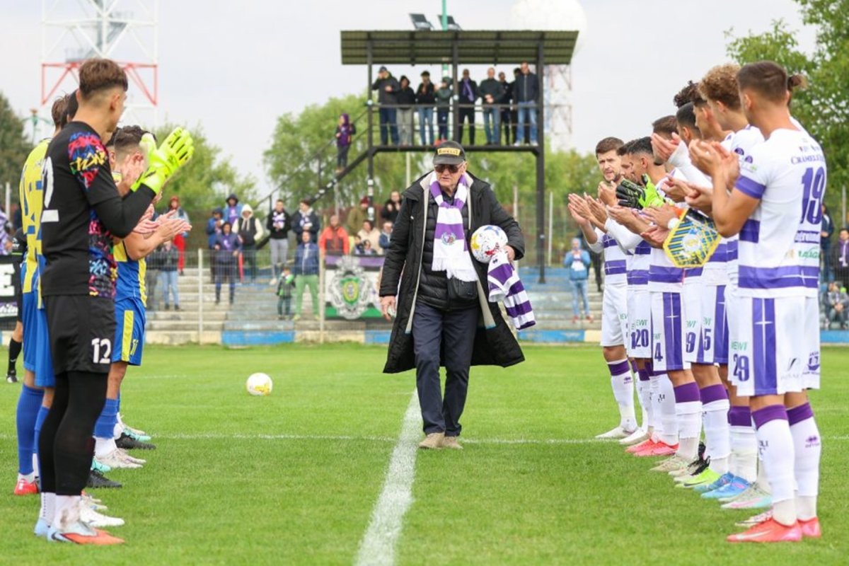 Emeric Dembrovschi a împlinit 80 de ani luni, 6 octombrie